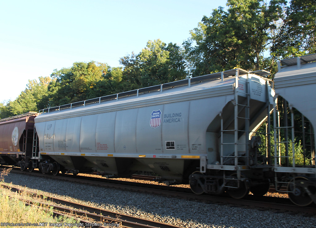 Eastbound mixed freight